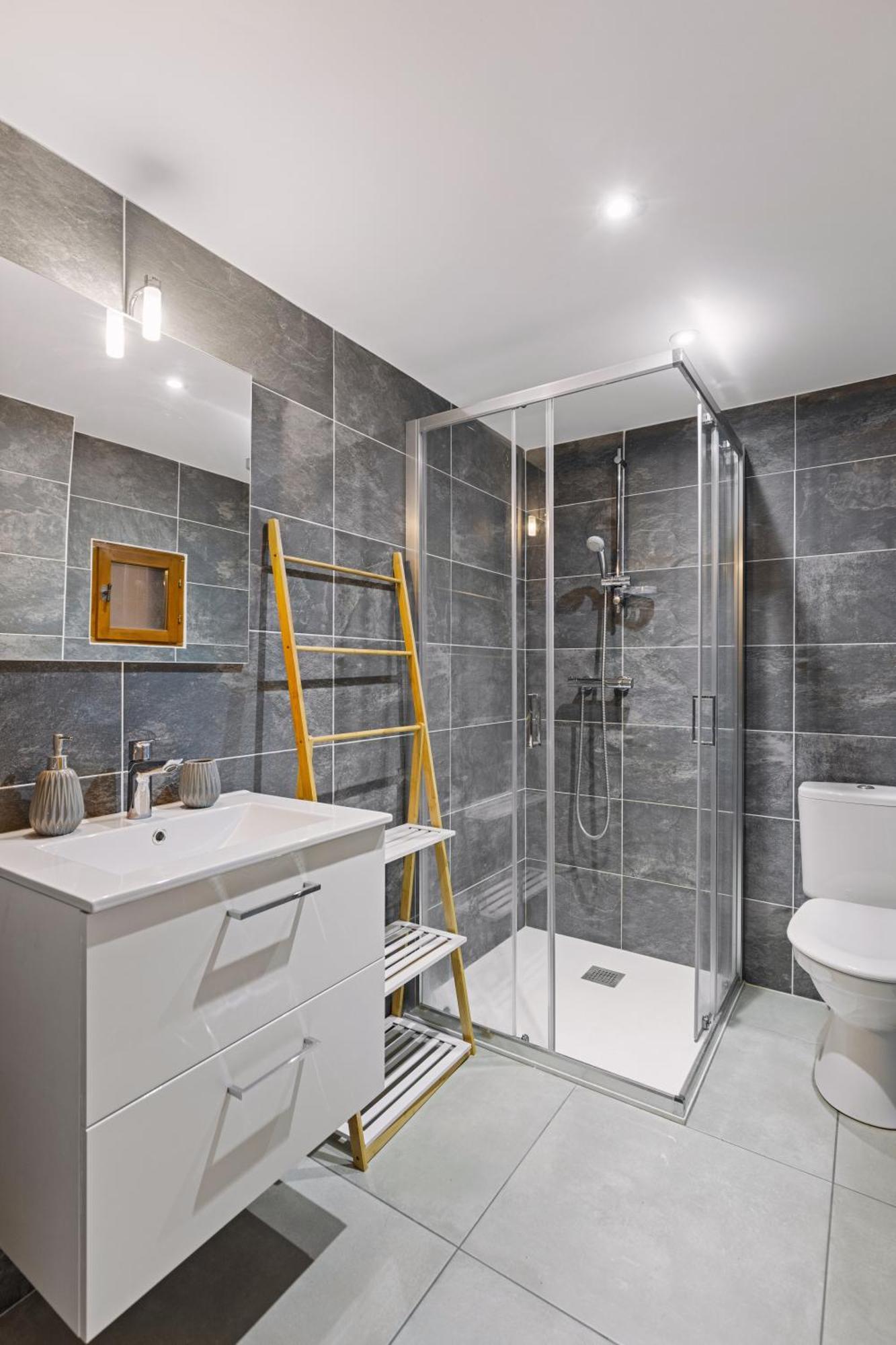 Les Chambres Tonics Montrevel-en-Bresse Exterior foto